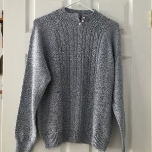 Karen Scott Women's Gray Crewneck Sweater